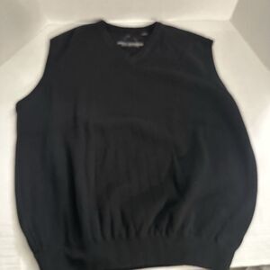 Greg Norman Golf Sweater Vest Mens Size Large V‎ Neck Black